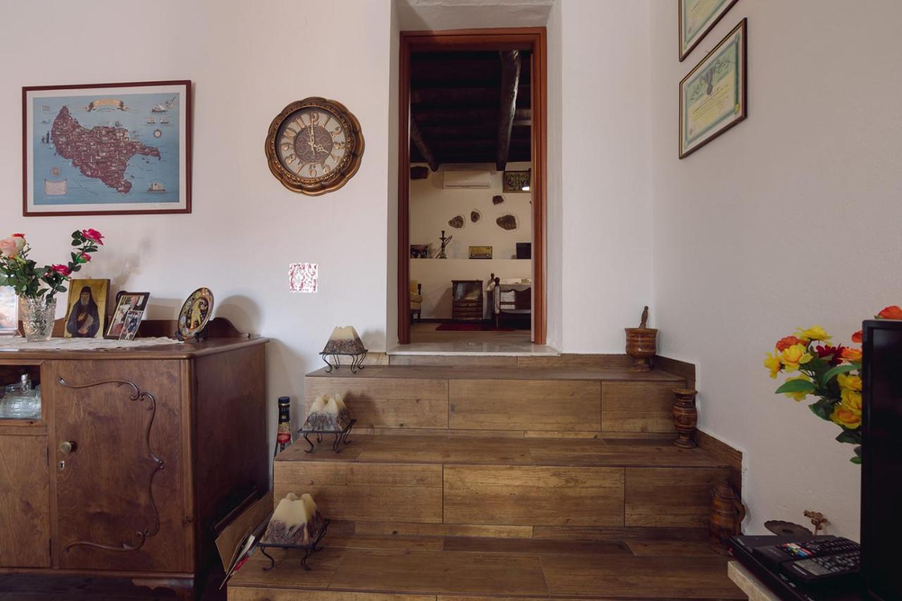 Villa Roxani Meskla Exteriör bild